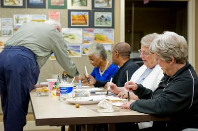How Volunteering Keeps Seniors Engaged | Wyndemere