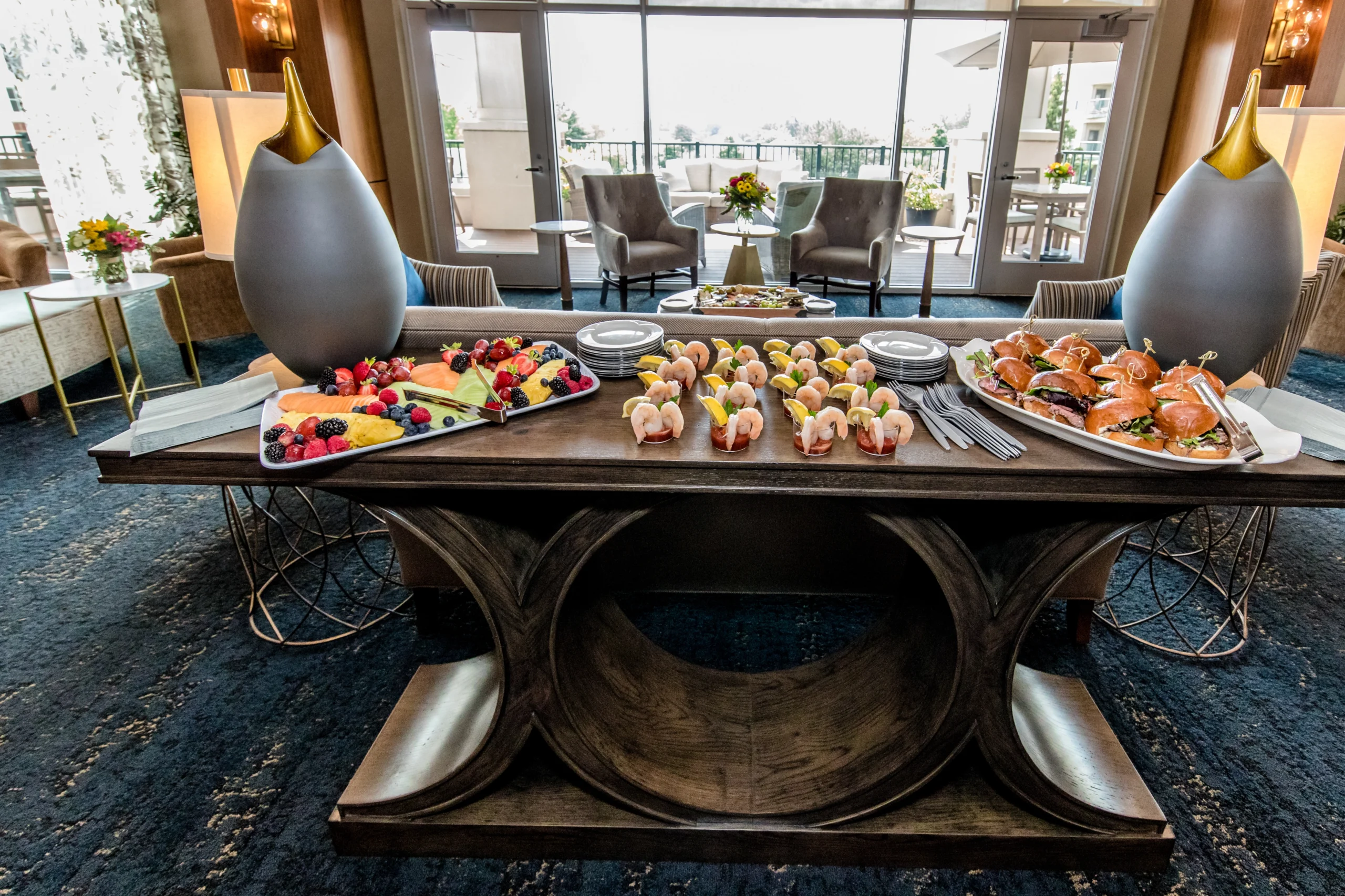 A table full of fruit showcasing the senior living dining experience at Wyndemere in Wheaton, IL.